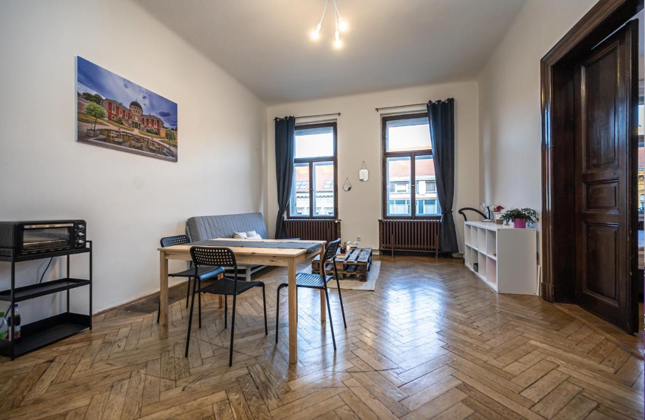Apartamento Legerova *