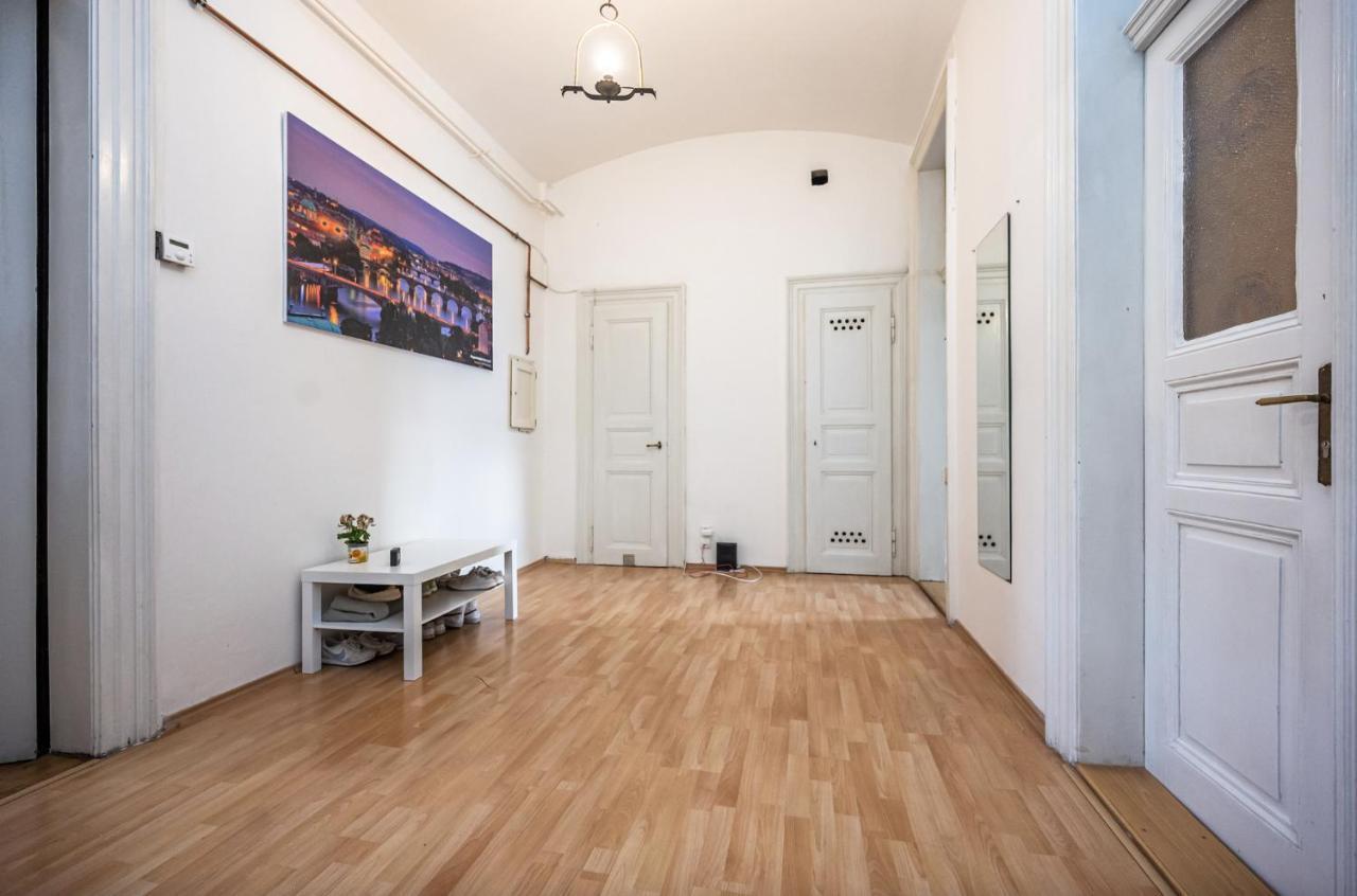 Legerova Apartamento